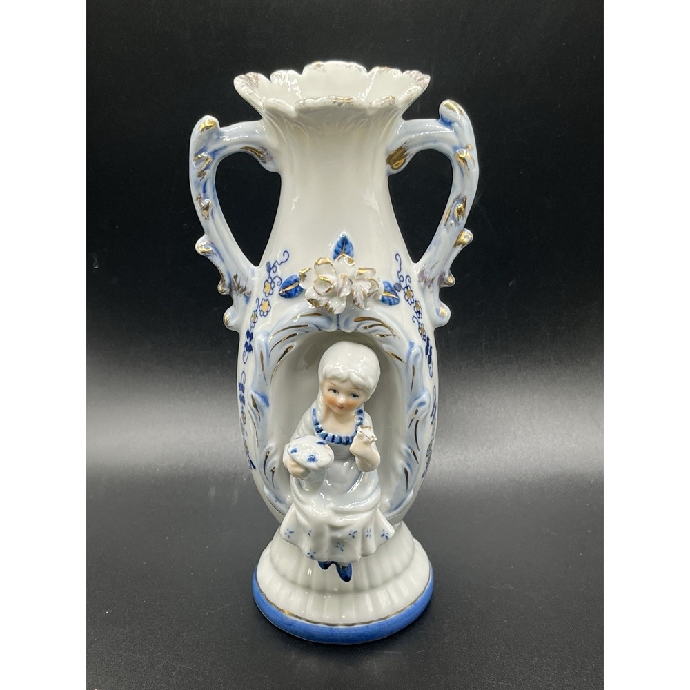 Vtg Norleans Victorian Vase -White‎ & Blue with with Gold Trim-Sitting Girl-7.5"